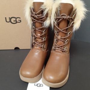 UGG Aya Boots Sz 5